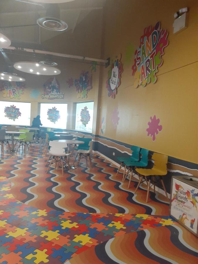 Yoshi'S Happy Holiday Stay-Cation Kingston upon Hull Exterior photo